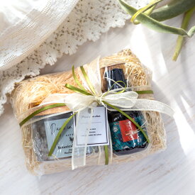 【ラッピング済ギフトセット】デイズインブルーム　バスソルトジャー　ハーバルブーケとアロママッサージオイル【はじまる】のギフトセット