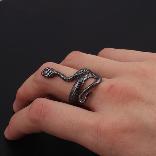 返品交換不可 黒い蛇の指輪 スネークリング agapeeurope.org