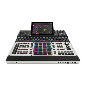 AKAI Professional �A�J�C�v���t�F�b�V���i�� MPC XL �t���b�O�V�b�v �X�^���h�A���� �T���v�����O �h�����}�V��