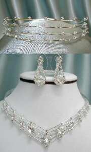 y2,814~zƂĂI4AeBA_ȃfUC̃lbNXset