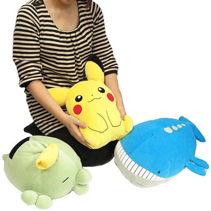 楽天市場 ポケットモンスター クッション もちふわクッション ピカチュウ ポケモン 三英貿易 特大ぬいぐるみ ギフト 雑貨 ゲームキャラクター グッズ シネマコレクション キャラクターのシネマコレクション