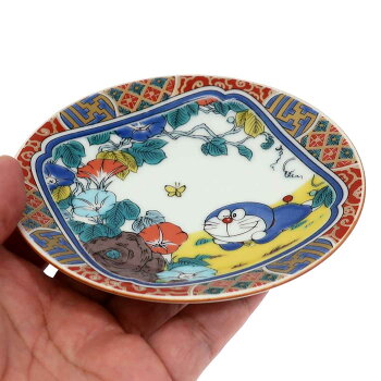 楽天市場 ドラえもん 小皿 九谷焼 時代画風 庄三風 彩色金欄手 金正陶器 和食器 ギフト 雑貨 大人向け キャラクターグッズ シネマコレクション キャラクターのシネマコレクション