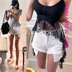 【全1色】デニムショートパンツ アイボリー S/M【250430pt1】( jmam )(250501)シナモンガール Cinnamon Girl 超ミニ マイクロミニ 韓国 胸元 セクシー cinnamongirl レディース