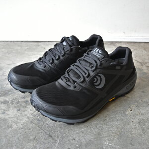 Topo(�g�|) Men's TERRAVENTURE 4 WP Black/Charcoal �u���b�N/�`���R�[�� �����j���O�V���[�Y