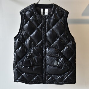 and wander �A���h�����_�[ diamond stitch down vest (5744231107) black �u���b�N