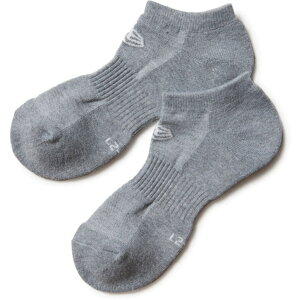 yj[G@LbY/NEW ERA KIDS/Xqz SOCKS SHORT 3PAIRS (GRY) O[