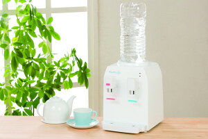 �R���p�N�g�E�H�[�^�[�T�[�o�[ AQUACUBE2 �z���C�g