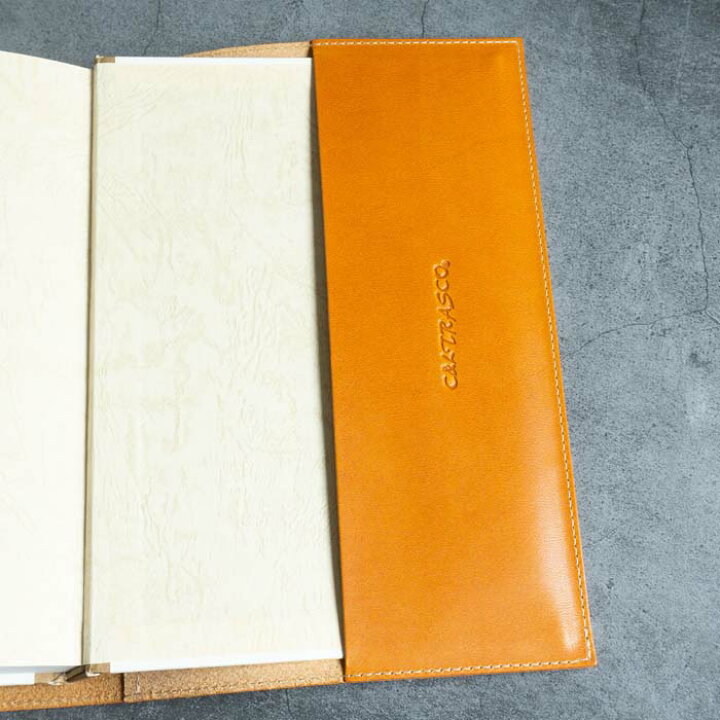 ブックカバー A5サイズ 栃木レザー しおり付き Classicシリーズ フリーサイズ 日本製 ノートカバー 手帳カバー ビジネス書 革 レザー 本革 メンズ レディース おしゃれ 通勤 通学 就職 退職 記念日 誕生日 還暦 古希 父の日 お祝い ギフト プレゼント 名入れ ... オリーブ A5 CL TRASCO A5 2冊 ダブルノート 手帳カバー 栃木レザー ヌメ革(植物タンニン鞣し) V