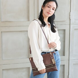 サコッシュ レディース ブランド クラッチバッグ ショルダーバッグ 2way 大きめ 軽い おしゃれ かわいい きれいめ 斜めがけ 収納力 旅行 Clelia クレリア Serena セレーナ CL-25827 送料無料 c8