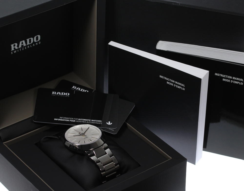 贈り物 未使用品 RADOの紳士用腕時計 drenriquejmariani.com