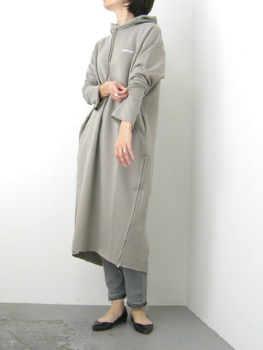 楽天市場 Americana アメリカーナamericanaプリントフードサイドジップスエットワンピース Brf 368a Tile 再入荷 Clothes Tile