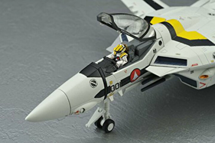 楽天市場】1/60 超時空要塞マクロス 完全変形 VF-1S ストライク  