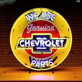 看板 ネオンサイン / シボレー・パーツ WE USE Genuine CHEVROLET PARTS 高さ60.5×横60.5×奥行き15.5cm （デザイン部サイズ：高さ58×幅58cm） GMオフィシャルライセンス商品 ガレージ インテリア 電飾 店舗装飾 アメリカ雑貨