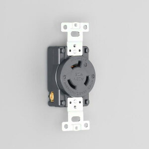 �`�A�����J���d�@ �y3240-L8�z���F �����R���Z���g ���|�` 20A �ڒn�`2P 480V (NEMA L8-20)