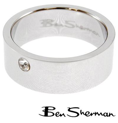 Ben Sherman 60'Sモッズを魅了した伝統とスタイル ベンシャーマン 指輪 トラッド ラインストーン リング 大人気 メンズ モッズ UKモッズ 26 ファッション BOX Ring ロゴ 特価品コーナー☆ r552 ギフト 23 BenSherman
