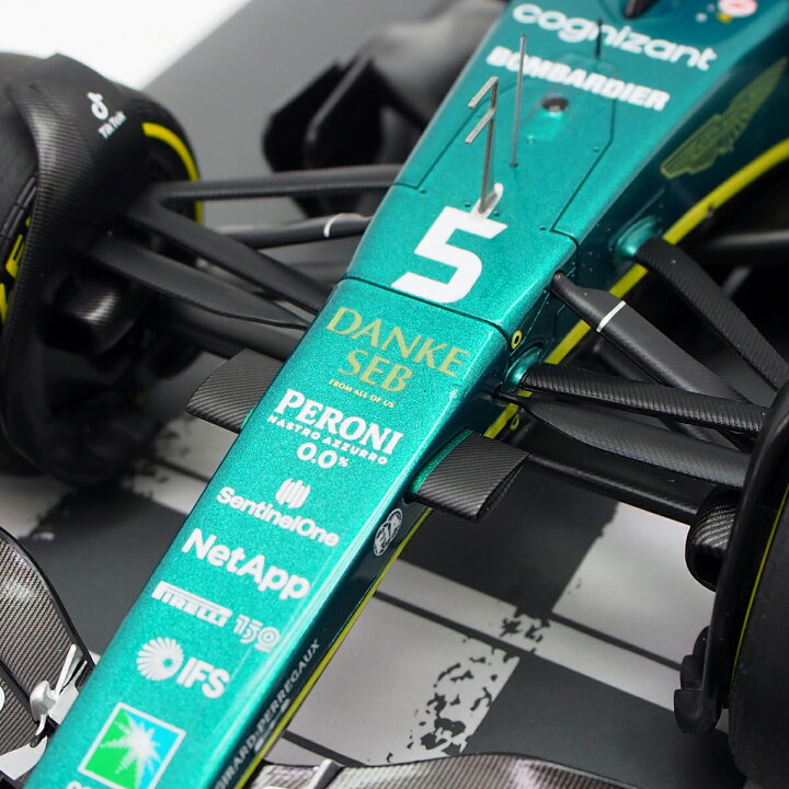 楽天市場】ミニチャンプス 1/18 アストンマーチン AMR22 セバスチャン 