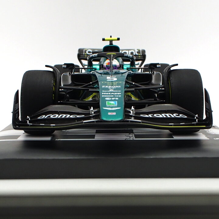 楽天市場】ミニチャンプス 1/18 アストンマーチン AMR22 セバスチャン 