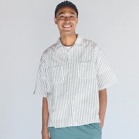 WEB限定セール★2690円→1290円 シャツ メンズ ストライプ コットン生地 フロントボタン レギュラーカラー 胸ポケット 開襟 ミディアム丈 薄手 半袖 メール便可 24ss coca コカ