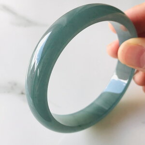 OAe}Y Ő@qXC@jade oO O[bangle _́@󏭁@ACXu[O[@57.8mm qXC Ђ p[Xg[ hisui {Ő yŐX ANZT[  肢 