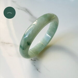 ミャンマー産 翡翠 ヒスイ バングル 一点もの 希少 グリーン 54.3×48.4mm ひすい パワーストーン hisui 本翡翠 アクセサリー 健康 翡翠手? ブレスレット 天然石 ?妃