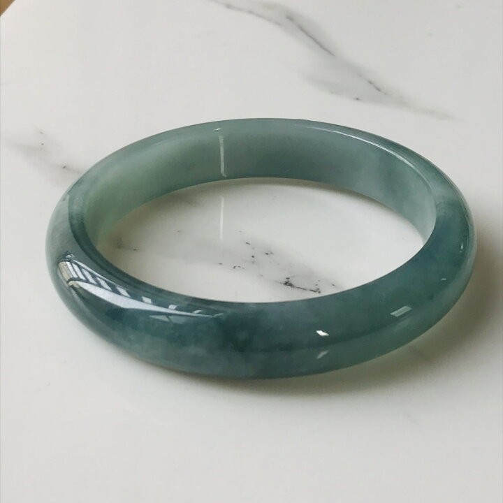 楽天市場】グアテマラ産 翡翠 ヒスイ jade バングル ブルーグリーン 