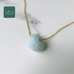 ミャンマー産 翡翠 ヒスイ jade 高品質 ペンダント 一点もの お守り 一点もの 希少 天然石  彫刻 ヒスイ ひすい パワーストーン hisui 本翡翠 翡翠専門店 アクセサリー 緑 カービ