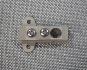 タカラスタンダード takara-standard【10140121】 スライド丁番(キャビネット側) Dチヨウバンプレ-ト(N) 洗面化粧台 キャビネット部品 【純正品】【タカラスタンダード 交換部品】