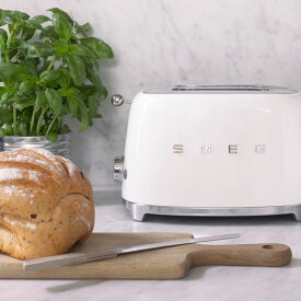 （日本正規販売店）SMEG ポップアップトースター2枚用【クリーム】TSF01‐CR-JPイタリア家電ブランド【スメッグ】レトロ デザイン おしゃれ家電 ハイブランド 4枚～8枚切り トースト スメグ ポイント10倍