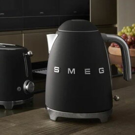 （日本正規販売店）電気ケトル 1.7L【マットブラック】KLF03BLMJPイタリア家電ブランド【SMEG/スメッグ】レトロ デザイン おしゃれ家電 ハイブランド ステンレス 1200W スメグ (ポイント10倍)
