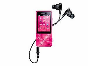 【中古】(非常に良い)ソニー SONY ウォークマン Sシリーズ NW-S13 : 4GB Bluetooth対応 イヤホン付属 2014年モデル ピンク NW-S13 P：COCOHOUSE