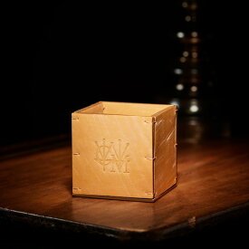 【ココマイスター】オークバーク・マークキャビン ペン立て メンズ 革 日本製 ブランド ココマイスター ステーショナリー 本物志向