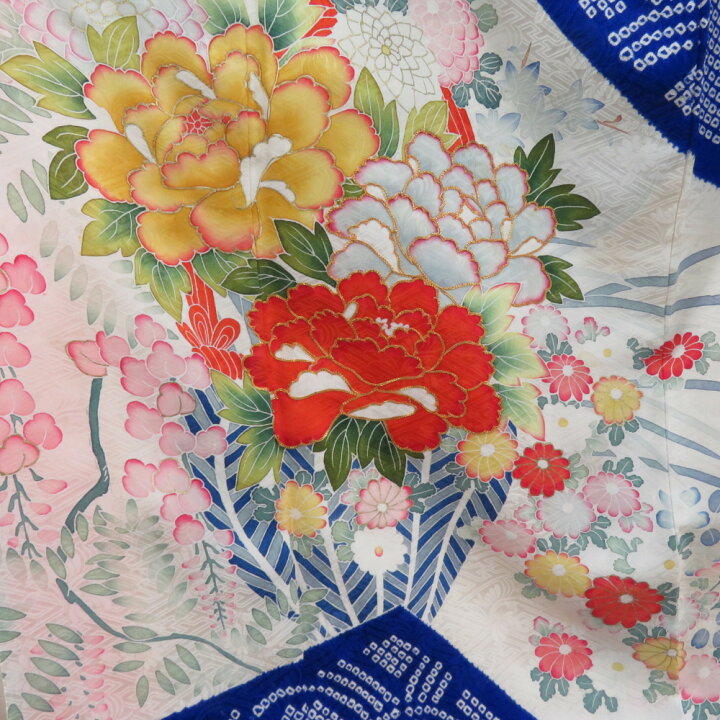振袖 正絹 青色x多色 金コマ 絞り 花瓶に花紋様 襦袢付き 袷 広衿 