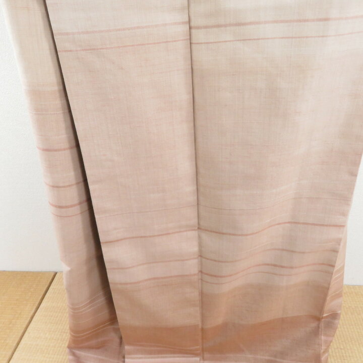 楽天市場】紬 着物 横縞 グラデーション 袷 広衿 薄茶色 正絹 一つ紋  