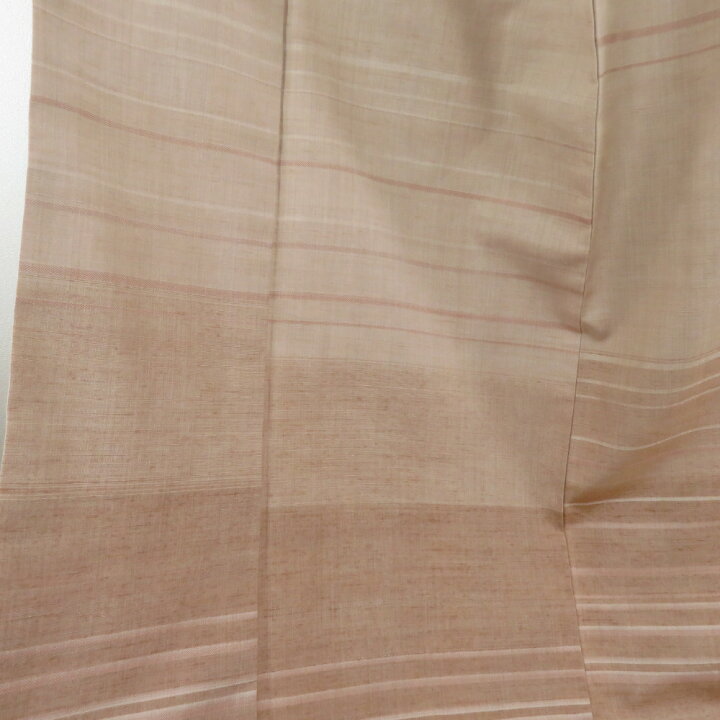 楽天市場】紬 着物 横縞 グラデーション 袷 広衿 薄茶色 正絹 一つ紋  