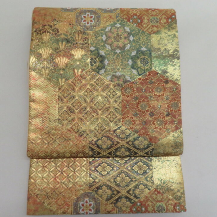 楽天市場】袋帯 亀甲に切嵌模様 金糸 ラメ糸色 ゴールドx多色 六通柄  