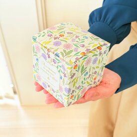 【14日まで!80円OFFクーポン配布中】 プチギフト お菓子 フラワーブーケBOX バウムクーヘン ふわラテ 500円 300円 退職 大量 個包装 結婚式 卒園 卒業 職場 クリスマス お正月 お年賀 2026年 お礼 プレゼントれ ありがとう 産休 挨拶 子供 お世話になりました ココサブ