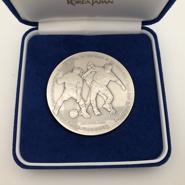 楽天市場】2002 FIFAワールドカップ記念貨幣発行記念メダル（純銀製 