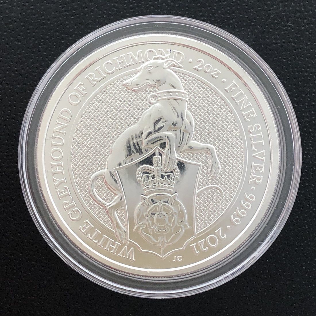 イギリス 5ポンド銀貨 2021年 2オンス クィーンズビースト ホワイトグレイハウンド 純銀製 62.2g（プラケース入り）のサムネイル