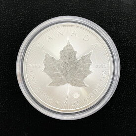 カナダ 1オンス 銀貨 ランダム年 メイプル 純銀製 31.1g カナダ王室造幣局 メープル銀貨