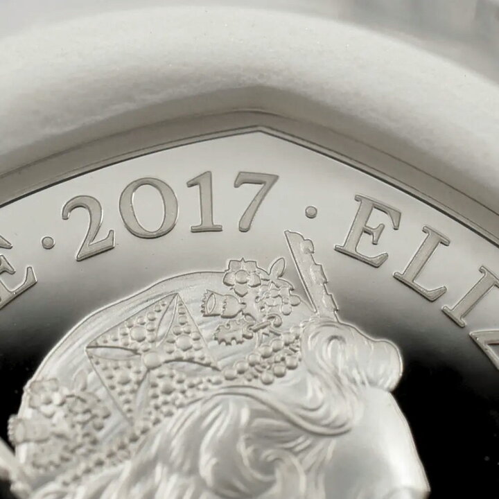 楽天市場】☆即納追跡可☆ 2017 エリザベス2世 ベンジャミン・バニー 