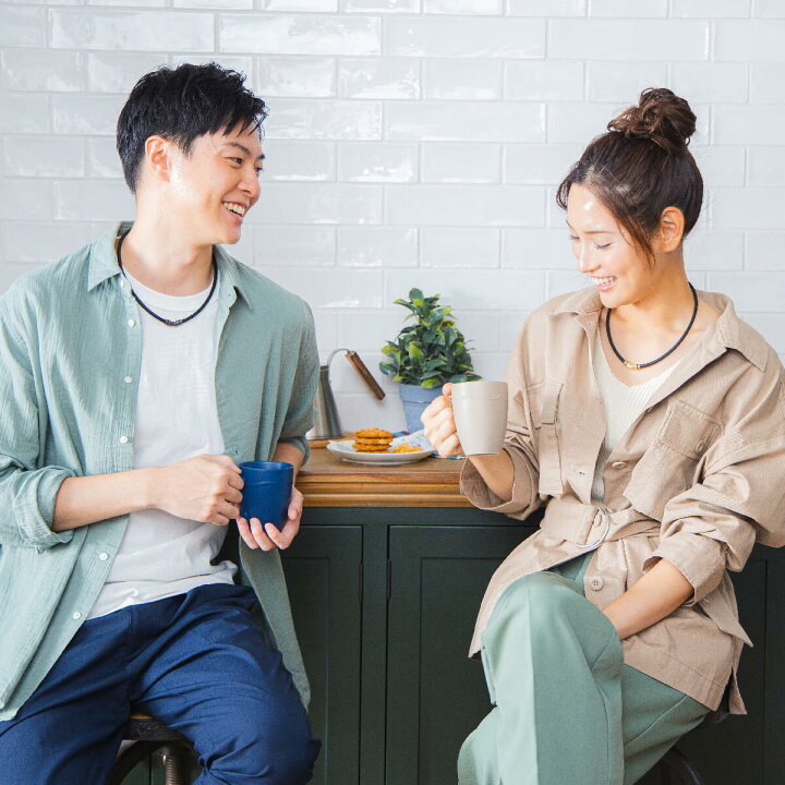 【期間限定☆700円クーポン】コラントッテ ネックレス クレストR ex CREST R ex Colantotte 磁気ネックレス 肩こり 今だけポイント10倍! コラントッテ公式 アシックス 4549336975027 XT2035 W’Sランニングシャツ ホワイトxブルー サイズ:S