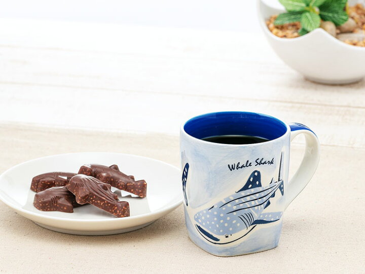 今月限定 特別大特価 ふぁんfun マグカップ ジンベイザメ 動物 サメ エイ イルカ ウミガメ マンボウ 海 イラスト マグ 白 磁器 和食器 焼き物 陶器 かわいい おしゃれ