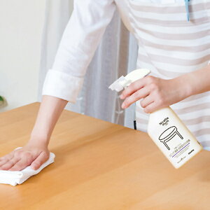 キッチン洗剤 300ml ニコットマム 台所まわり 無添加 ( キッチン 掃除 汚れ落とし 油汚れ 皮脂汚れ 自然派 除菌スプレー 除菌 洗剤 リビング 掃除用洗剤 天然成分 冷蔵庫 レンジ おしゃれ お