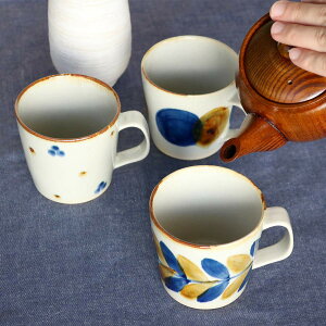 マグカップ 300ml 藍 陶器 波佐見焼 ( 電子レンジ対応 カップ マグ 日本製 手書き 柄 民芸 コーヒーカップ スープカップ 取っ手付き 軽い 軽量 おしゃれ かわいい コーヒー 紅茶 スープ ) 【39