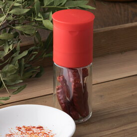 スパイスミル 唐辛子用 セラミックペッパーミル レッド 貝印 （ 手動式 唐辛子専用 唐辛子挽き 手挽き 手動ミル 粉砕機 下ごしらえ キッチンツール キッチン用品 キッチン小物 ） 【3980円以上送料無料】