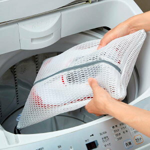 シューズ用洗濯ネットで靴を洗濯機で丸洗いしたい！汚れがしっかり落ちるランドリーネットを教えて。