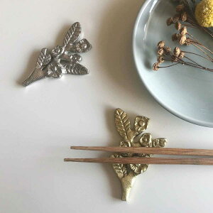 箸置き 7.5cm アルミフラワー みかんの花 アルミニウム ( 箸置 箸おき はし置き はしおき カトラリーレスト 花 植物 箸休め カトラリー置き 箸 置き おしゃれ 北欧風 アルミ製 ) 【3980円以上