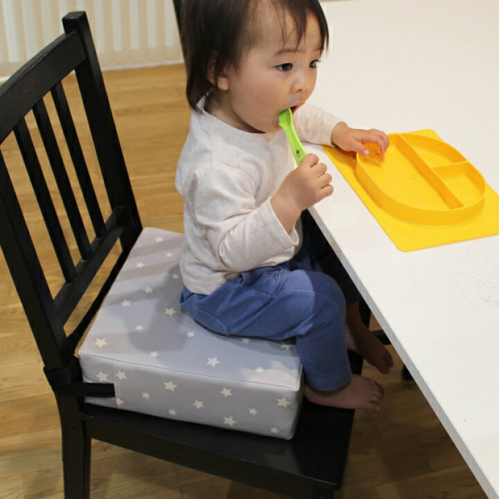 楽天市場 高さ調節クッション グレースター 子供用クッション 高さ調節 子供 椅子 クッション 子供用 高さ 調節 3段階 お食事クッション ベルト 固定 イス ベビー キッズ 食事 ベビーチェア ダイニングテーブル グレー 3980円以上送料無料 お弁当グッズの 楽天市場 高さ調節クッション グレースター 子供用クッション 高さ調節 子供 椅子 クッション 子供用 高さ 調節 3段階 お食事クッション ベルト 固定 イス ベビー キッズ 食事 ベビーチェア ダイニングテーブル グレー 3980円以上送料無料 お弁当グッズの