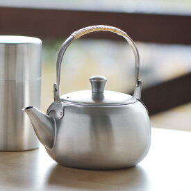 急須 500ml 翠 ツル手 ステンレス （ 送料無料 きゅうす ティーポット ステンレスポット ポット ステンレス製 茶こし付き 茶出し お茶 日本製 18-8ステンレス 藤 おしゃれ ） 【3980円以上送料無料】