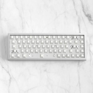 DrunkDeer G65 sbhgK[ JjJL[{[h A~jEP[X CXCb` USBL RpNg 82L[ RGB L[LbvȂ Vo[ zCg